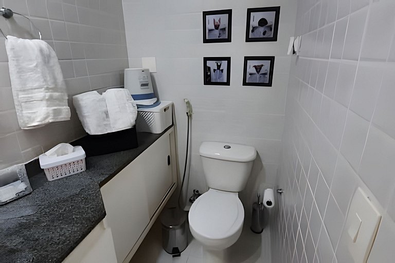 Seu apartamento em Copacabana espera por você! Rj