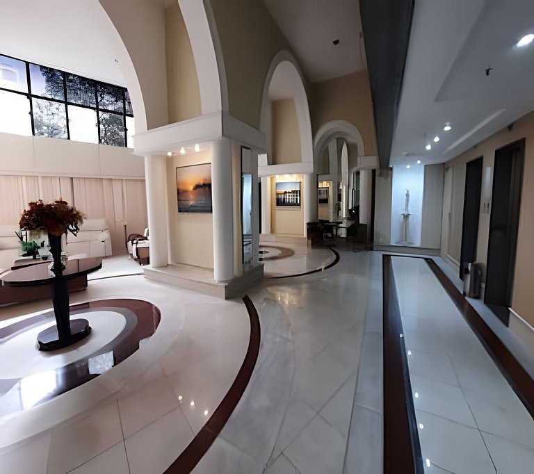 Seu apartamento em Copacabana espera por você! Rj