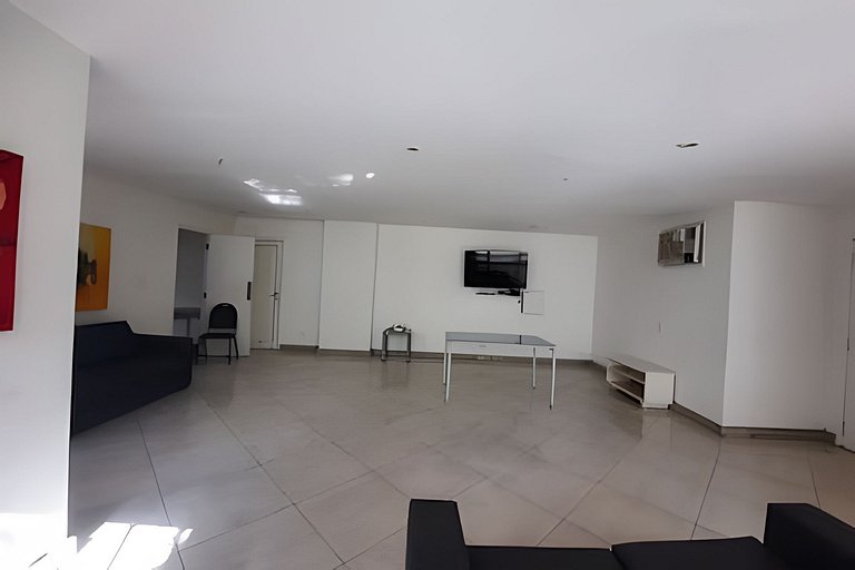 Seu apartamento em Copacabana espera por você! Rj