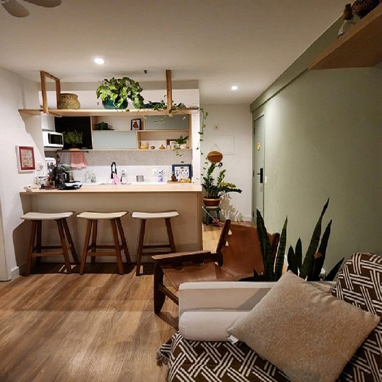 Flat com piscina, sauna e vaga de estacionamento