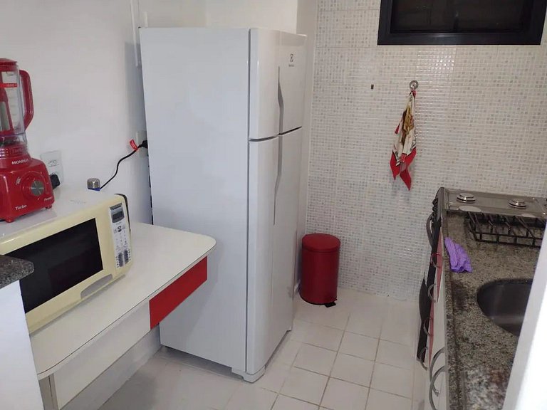 Flat próximo à estação de metrô de Copacabana