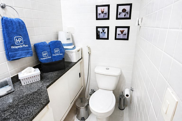 Seu apartamento em Copacabana espera por você! Rj