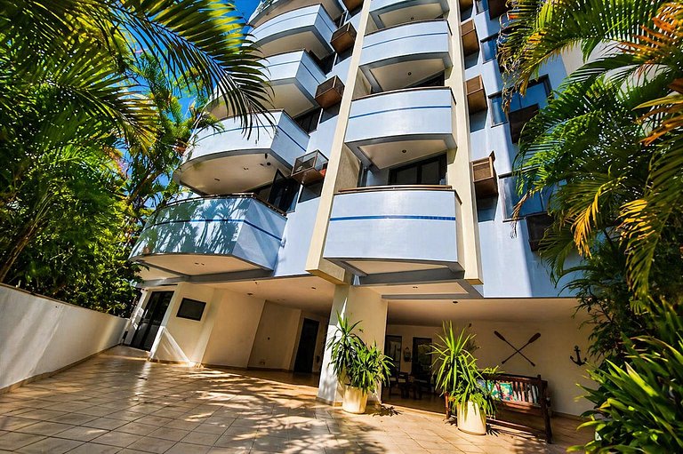 Seu apartamento em Copacabana espera por você! Rj