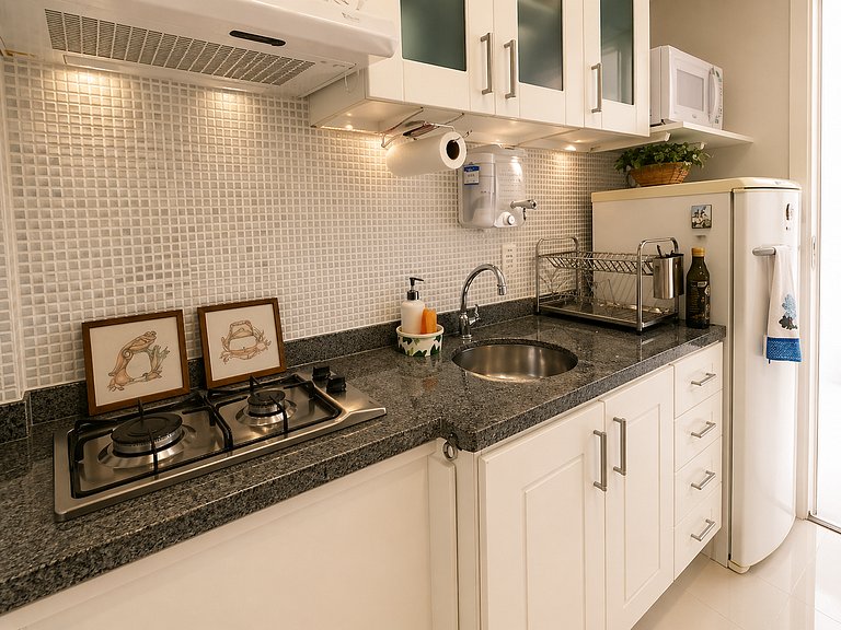 Seu apartamento em Copacabana espera por você! Rj