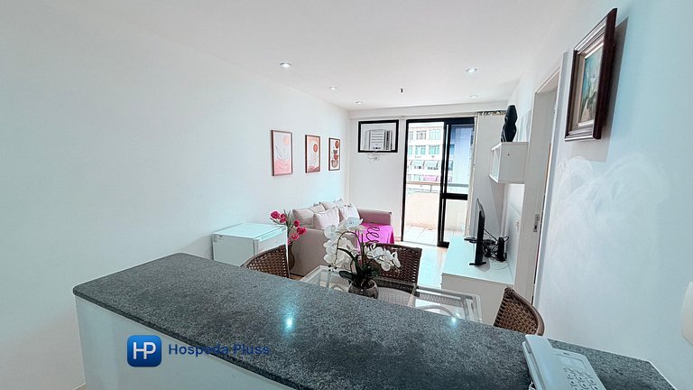 Excelente flat em Copacabana com vaga de garagem