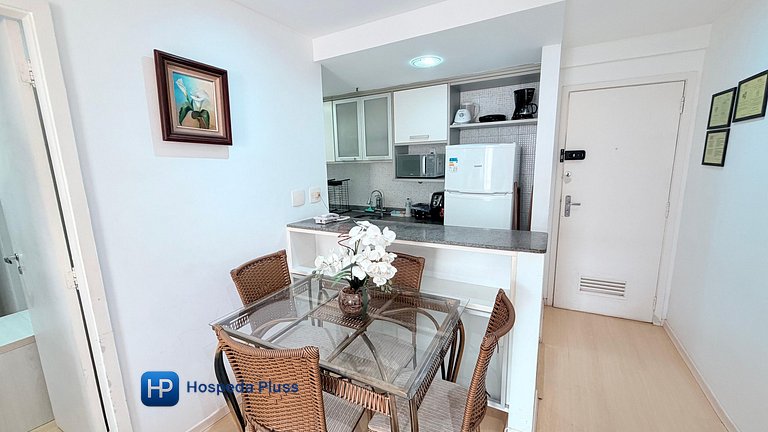 Excelente flat em Copacabana com vaga de garagem