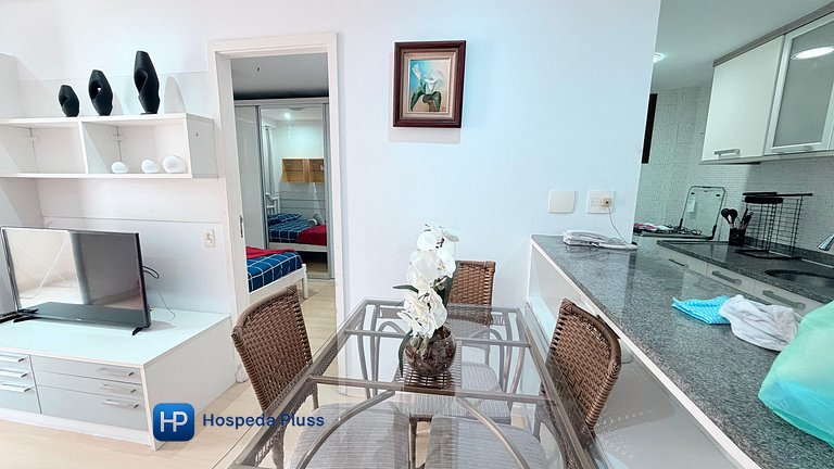 Excelente flat em Copacabana com vaga de garagem