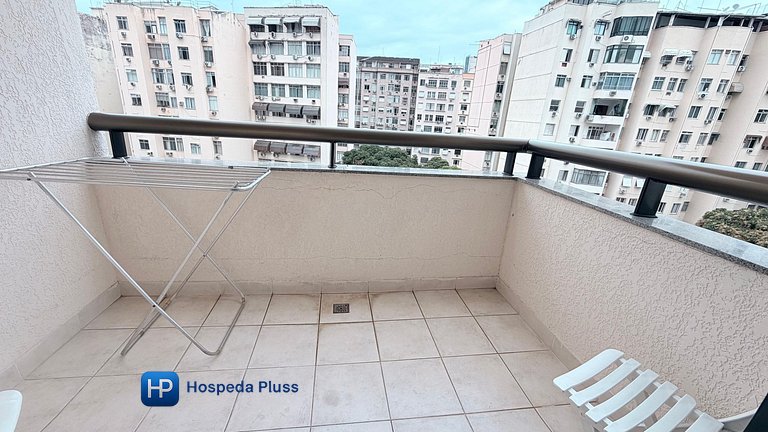 Excelente flat em Copacabana com vaga de garagem
