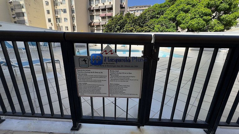 Seu apartamento em Copacabana espera por você! Rj