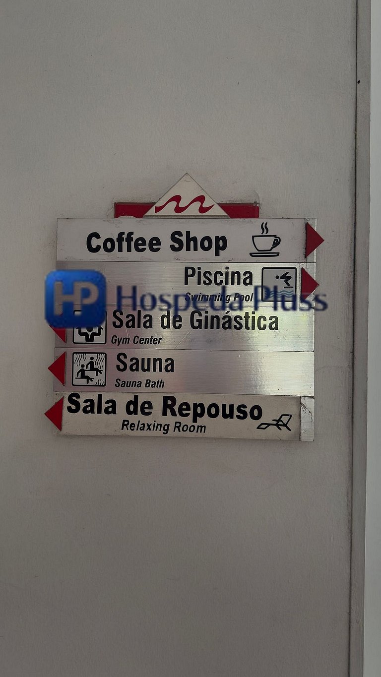 Seu apartamento em Copacabana espera por você! Rj